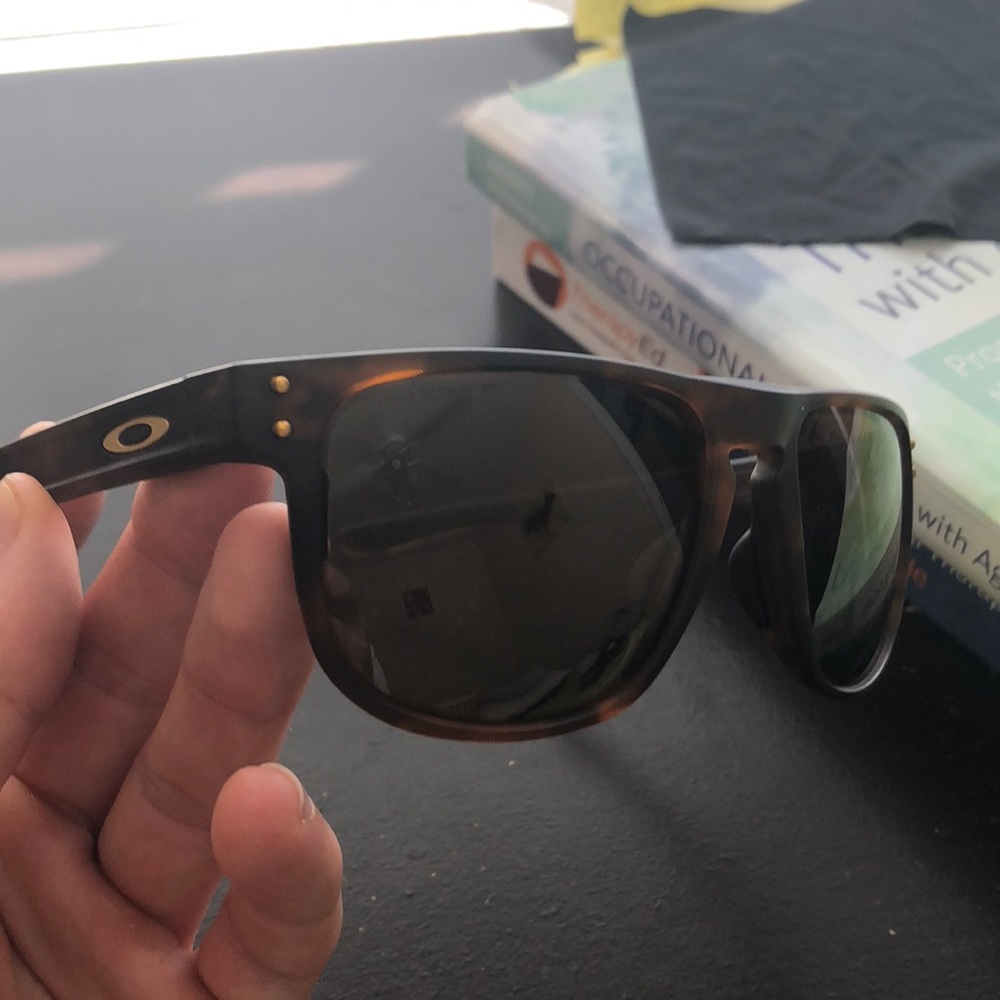 Oakley prizm lens Holbrook R sunglasses
